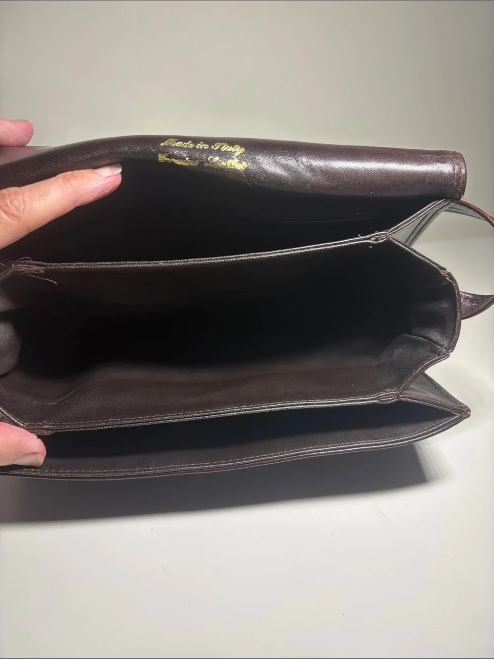 Vintage Mahogany Leather Crossbody/Shoulder Bag in Dark Brown, Italian Made